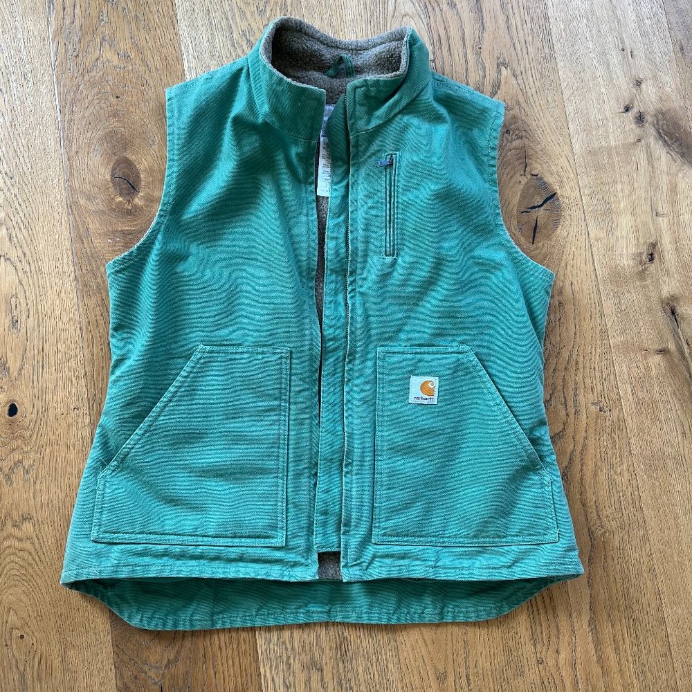 Women's Carhartt Duck Canvas Sherpa lined vest in green, M